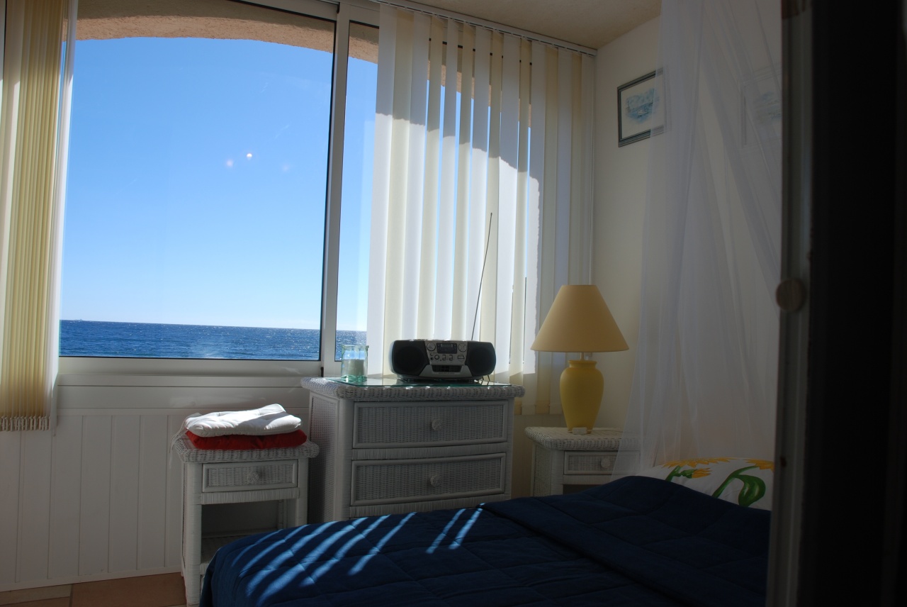 la chambre 2 au ras des vagues 